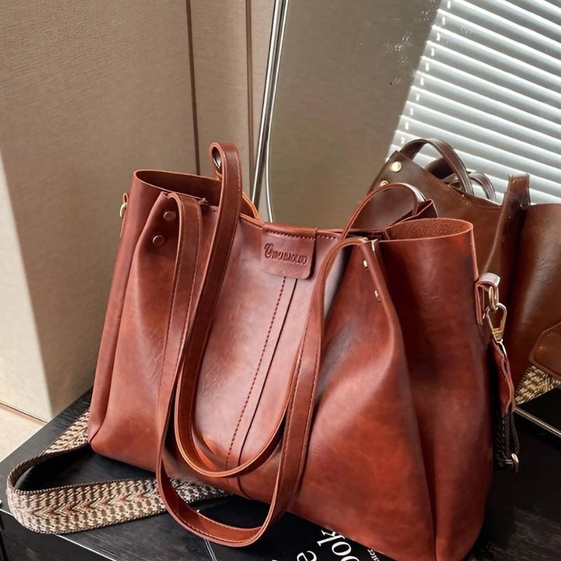 bolsa couro,
bolsa transversal feminina,
bolsa grande feminina,
bolsa feminina grande,
bolsa feminina,
bolsa de couro feminina,
bolsa couro feminina,
Bolsa Tote,
Bolsa Tiracolo