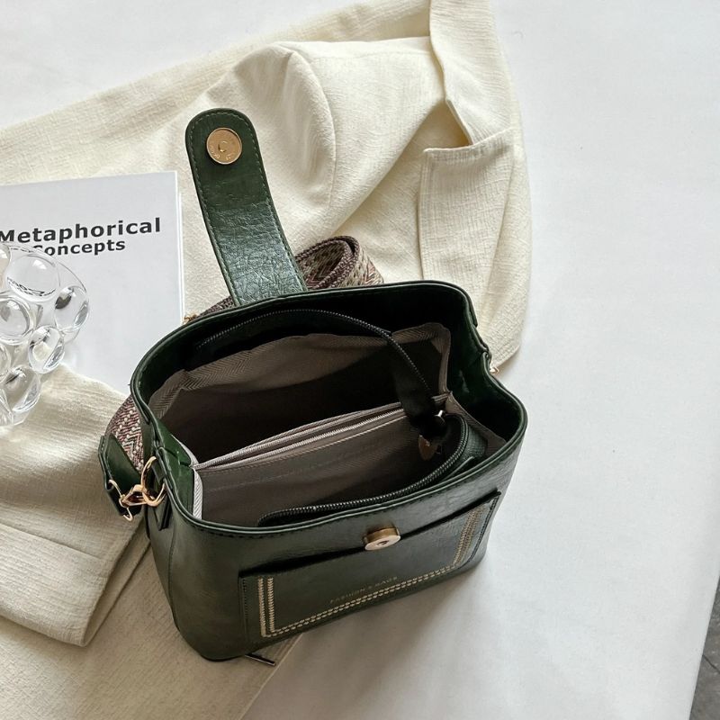 bolsa couro,
bolsa transversal feminina,
bolsa grande feminina,
bolsa feminina grande,
bolsa feminina,
bolsa de couro feminina,
bolsa couro feminina,
Bolsa Tote,
Bolsa Tiracolo