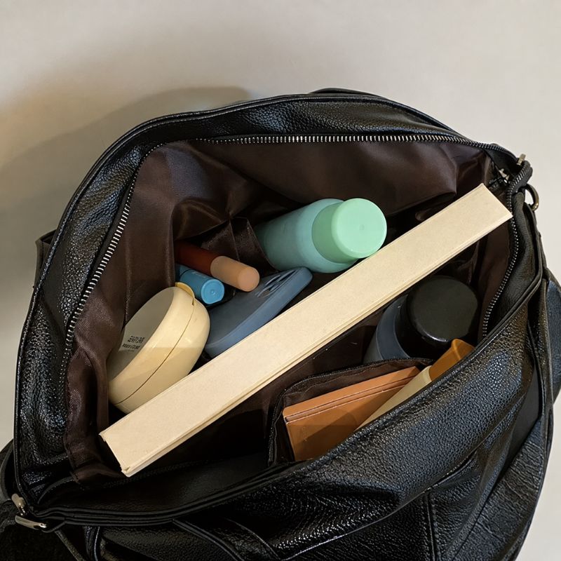 bolsa feminina grande, bolsa feminina grande Malu, bolsa Malu, bolsa feminina tiracolo, bolsa tiracolo feminina, bolsa tiracolo grande, bolsa feminina grande tiracolo, bolsa tote feminina, bolsa tote grande, bolsa feminina tote, bolsa tipo saco feminina, bolsa saco feminina, bolsa feminina tipo saco, bolsa saco grande, bolsa feminina couro PU, bolsa couro PU feminina, bolsa grande couro PU, bolsa feminina espaçosa, bolsa grande espaçosa, bolsa feminina 43 cm, bolsa grande 43 cm, bolsa feminina para o dia a