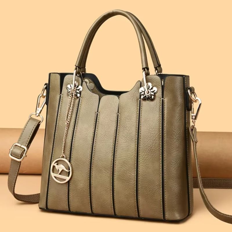 bolsa transversal feminina,
bolsa tiracolo,
bolsa feminina,
bolsa de couro feminina,
bolsa de couro,
bolsa couro,
Bolsa Crocodilo,
Bolsa Feminina Média