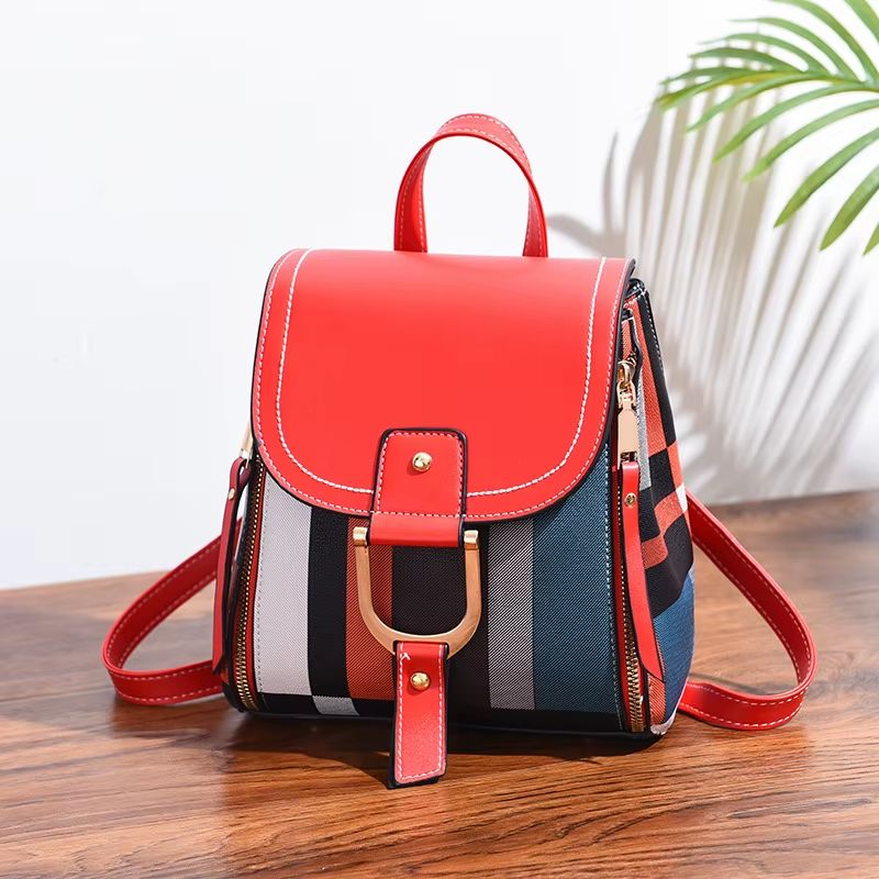 mochila feminina pequena,
mochila leve feminina,
mochila estampada feminina,
mochila feminina compacta,
mochila para passeio feminina,
mochila feminina casual,
mochila feminina moderna,
mochila feminina dia a dia,
mochila pequena estilosa,
mochila feminina geométrica,
mochila feminina prática,
mochila feminina urbana,
mochila feminina confortável,
mochila feminina leve e compacta,
mochila feminina para caminhada,