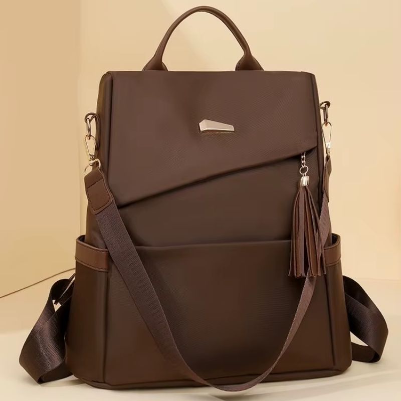 mochila feminina nylon, mochila feminina moderna, mochila feminina leve, mochila feminina média, mochila feminina prática, mochila feminina resistente, mochila feminina casual, mochila feminina dia a dia, mochila feminina elegante, mochila feminina urbana, mochila feminina confortável, mochila feminina funcional