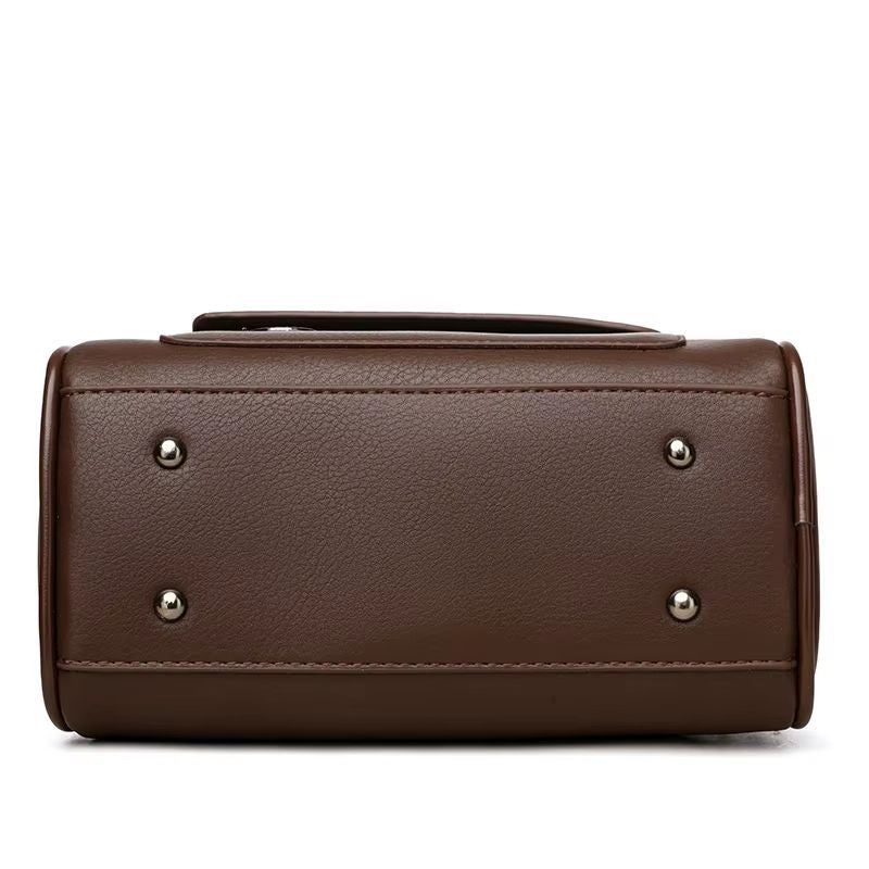 bolsa feminina tiracolo Jessica, bolsa feminina estruturada, bolsa feminina pequena, bolsa feminina média, bolsa feminina couro ecológico, bolsa feminina elegante, bolsa feminina moderna, bolsa feminina tiracolo premium, bolsa feminina com alça de mão, bolsa feminina com alça ajustável, bolsa feminina casual chic, bolsa feminina para trabalho, bolsa feminina para escritório, bolsa feminina para passeio, bolsa feminina organizada, bolsa feminina com dois compartimentos, bolsa feminina com bolso frontal, bols