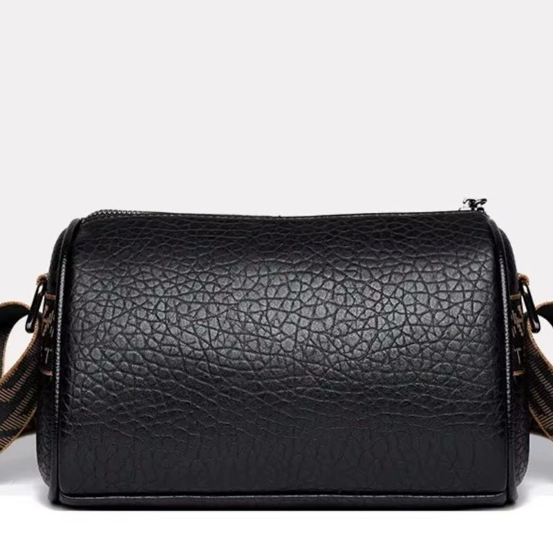 bolsa transversal feminina,
bolsa tiracolo,
bolsa grande feminina,
bolsa feminina,
Bolsa e Mochila,
bolsa de couro feminina,
bolsa de couro,
bolsa feminina moderna