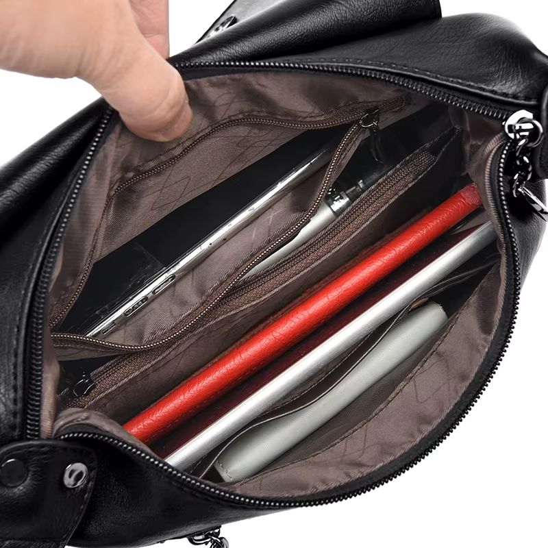 bolsa transversal feminina,
bolsa tiracolo,
bolsa grande feminina,
bolsa feminina,
Bolsa e Mochila,
bolsa de couro feminina,
bolsa de couro,
bolsa couro