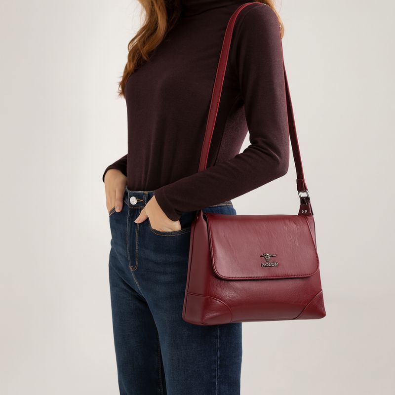 bolsa transversal feminina,
bolsa tiracolo,
bolsa grande feminina,
bolsa feminina,
Bolsa e Mochila,
bolsa de couro feminina,
bolsa de couro,
bolsa couro