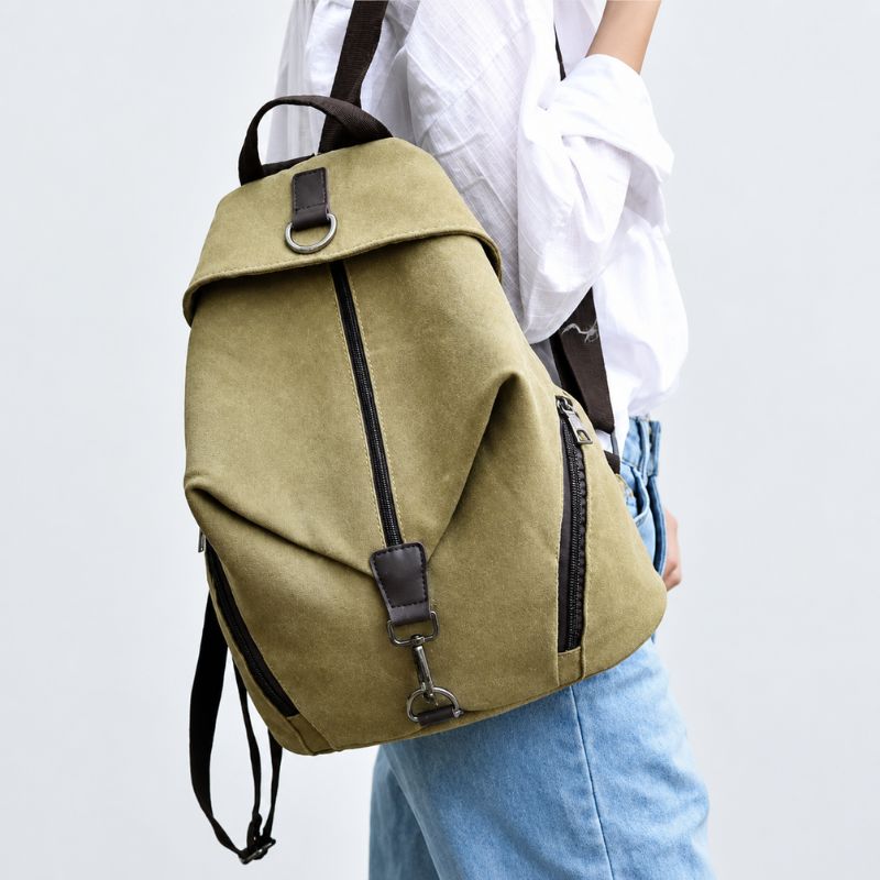 mochila feminina de lona, mochila feminina Jaqueline, mochila feminina casual, mochila feminina moderna, mochila feminina resistente, mochila feminina lona premium, mochila feminina urbana, mochila feminina para trabalho, mochila feminina para faculdade, mochila feminina para passeio, mochila feminina para viagem, mochila feminina elegante, mochila feminina com bolso traseiro, mochila feminina com bolsos laterais, mochila feminina com zíper, mochila feminina segura, mochila feminina compacta, mochila femini