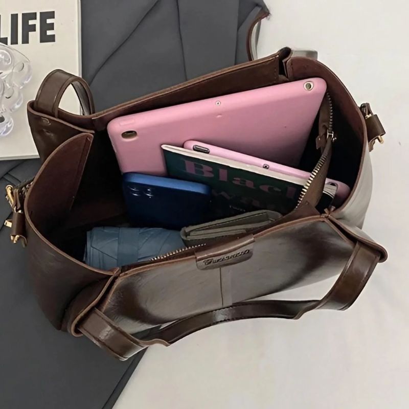 bolsa couro,
bolsa transversal feminina,
bolsa grande feminina,
bolsa feminina grande,
bolsa feminina,
bolsa de couro feminina,
bolsa couro feminina,
Bolsa Tote,
Bolsa Tiracolo