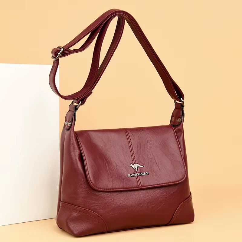 bolsa transversal feminina,
bolsa tiracolo,
bolsa grande feminina,
bolsa feminina,
Bolsa e Mochila,
bolsa de couro feminina,
bolsa de couro,
bolsa couro