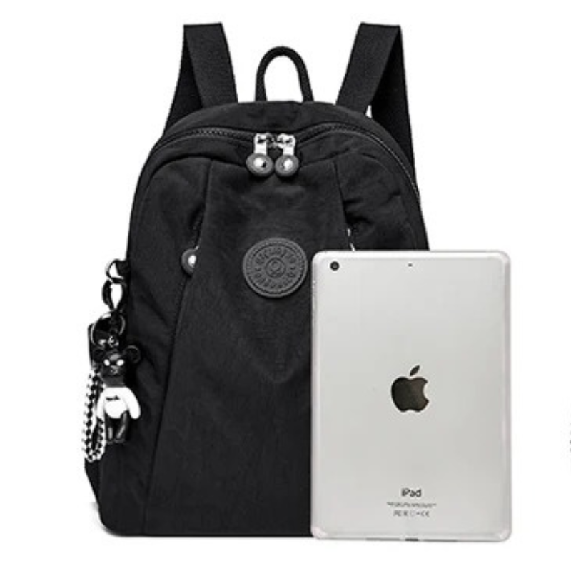 mochila feminina nylon, mochila feminina leve, mochila feminina pequena, mochila feminina média, mochila feminina moderna, mochila feminina casual, mochila feminina para dia a dia, mochila feminina preta, mochila feminina verde, mochila feminina resistente, mochila feminina compacta, mochila feminina organizada
