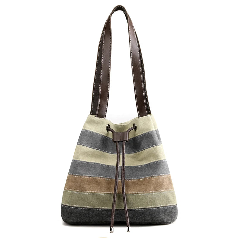 bolsa transversal feminina,
bolsa tiracolo,
bolsa grande feminina,
bolsa feminina,
bolsa de couro feminina,
Bolsa Crossbody,
bolsa couro legitimo,
bolsa couro feminina,
Bolsa Tipo Saco, 
Bolsa Saco Grande,
Bolsa Grande Feminina