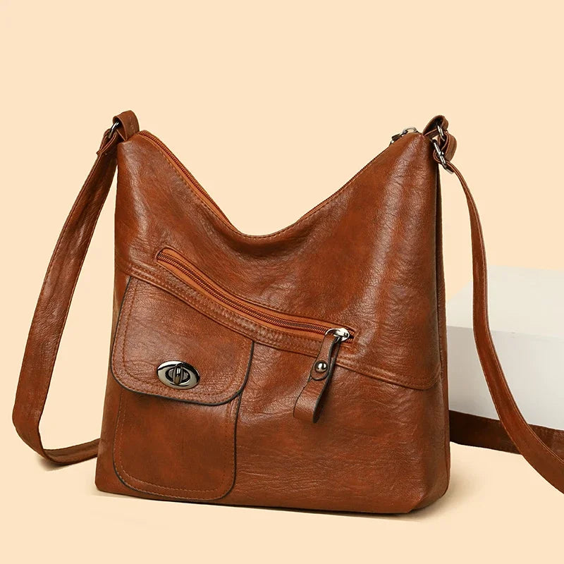 bolsa couro,
bolsa transversal feminina,
bolsa grande feminina,
bolsa feminina grande,
bolsa feminina,
bolsa de couro feminina,
bolsa couro feminina,
Bolsa Tote,
Bolsa Tiracolo