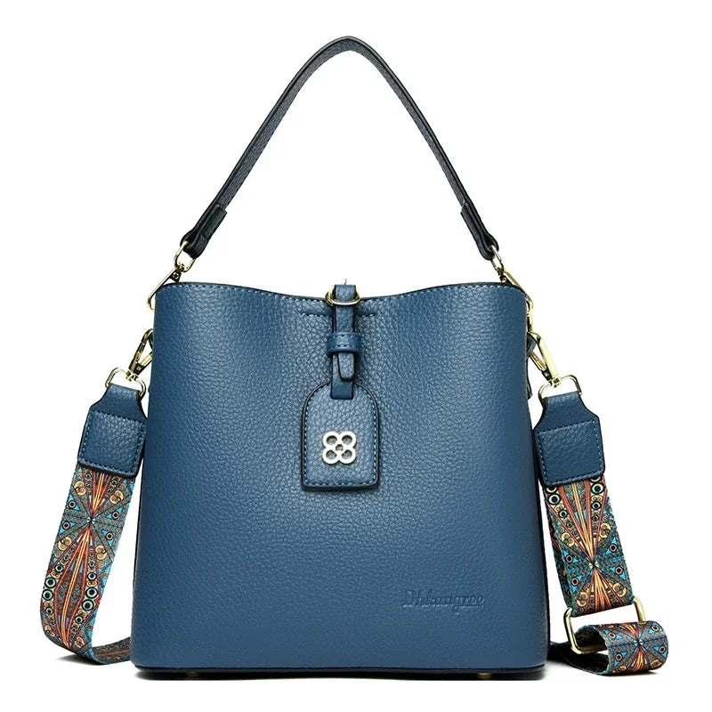 bolsa transversal feminina,
bolsa tiracolo,
bolsa feminina,
bolsa de couro feminina,
bolsa de couro,
bolsa couro