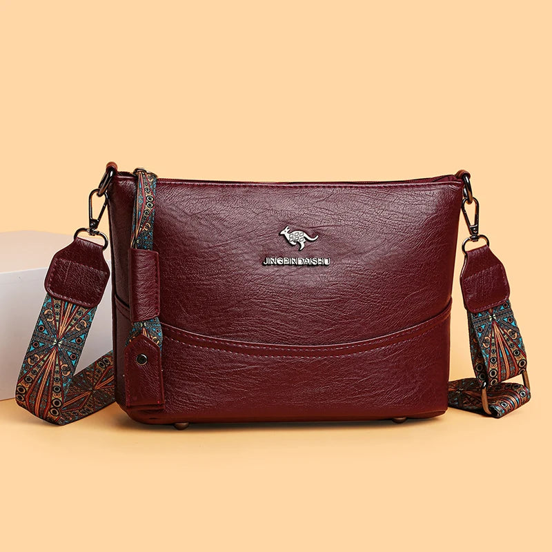 bolsa transversal feminina,
bolsa tiracolo,
bolsa grande feminina,
bolsa feminina,
Bolsa e Mochila,
bolsa de couro feminina,
bolsa de couro,
bolsa couro