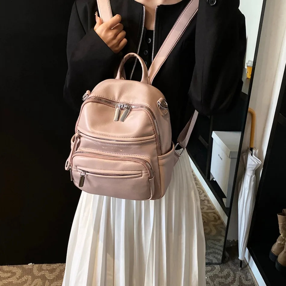 mochila feminina,
Mochila Escolar,
Mochila e Bolsa junto,
mochila de couro feminina,
mochila de couro,
bolsa transversal feminina,
bolsa grande feminina,
bolsa feminina,
Bolsa e Mochila,