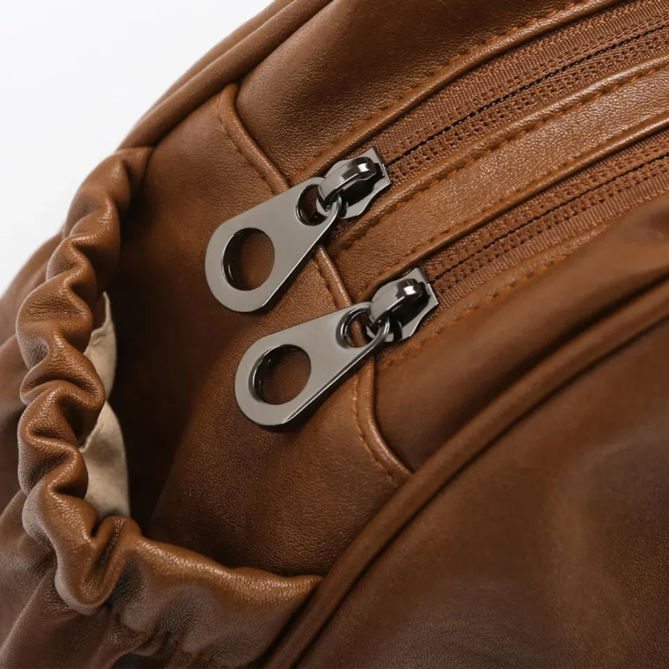 Mochila Universitária,
mochila vintage,
mochila feminina grande,
mochila feminina,
Mochila Escolar,
mochila de couro feminina,
mochila de couro,
bolsa transversal feminina,
bolsa grande feminina,
bolsa feminina,
mochila tipo saco