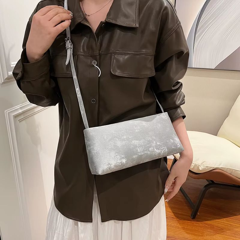 bolsa clutch feminina, bolsa feminina festa elegante, clutch feminina ombro, bolsa feminina pequena elegante, bolsa feminina para festa, clutch feminina moderna, bolsa feminina sofisticada, bolsa feminina noite elegante, bolsa feminina social, clutch feminina premium, bolsa feminina compacta festa, bolsa feminina elegante pequena