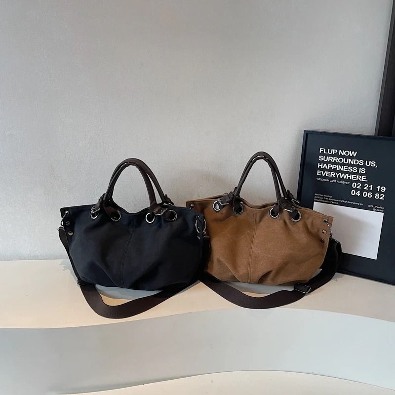 bolsa feminina grande, bolsa feminina grande Rosana, bolsa Rosana, bolsa feminina de lona, bolsa de lona feminina, bolsa feminina grande de lona, bolsa grande de lona, bolsa de lona grande feminina, bolsa feminina lona resistente, bolsa de lona resistente, bolsa feminina resistente, bolsa feminina espaçosa, bolsa grande espaçosa, bolsa tipo saco feminina, bolsa saco feminina, bolsa feminina tipo saco, bolsa saco grande, bolsa feminina 44 cm, bolsa grande 44 cm, bolsa feminina 44x27, bolsa feminina 44x27x15,