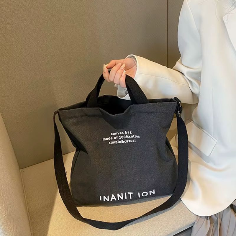 bolsa feminina tipo saco, bolsa saco feminina, bolsa feminina lona, bolsa feminina lona premium, bolsa feminina nina betina, bolsa feminina casual, bolsa feminina grande, bolsa feminina média grande, bolsa feminina tiracolo, bolsa feminina transversal, bolsa feminina para faculdade, bolsa feminina para trabalho, bolsa feminina para viagem, bolsa feminina espaçosa, bolsa feminina moderna, bolsa feminina urbana, bolsa feminina confortável, bolsa feminina estilosa, bolsa feminina bege, bolsa feminina preta, bo