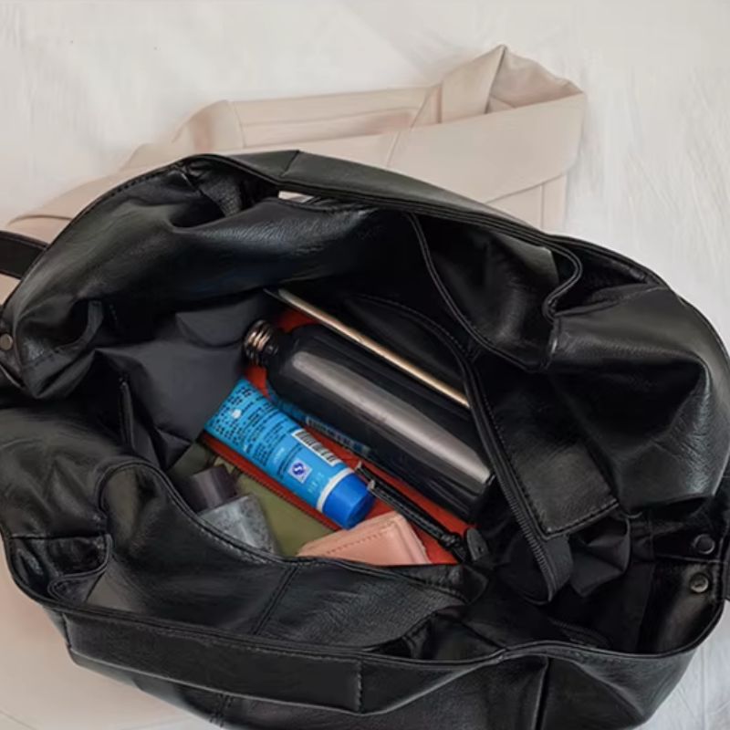 bolsa feminina tote grande, bolsa feminina grande couro macio, bolsa feminina estilo saco, bolsa feminina grande elegante, bolsa feminina tiracolo grande, bolsa feminina ombro grande, bolsa feminina espaçosa, bolsa feminina casual elegante, bolsa feminina grande dia a dia, bolsa feminina moderna grande, bolsa feminina confortável grande, bolsa feminina prática grande