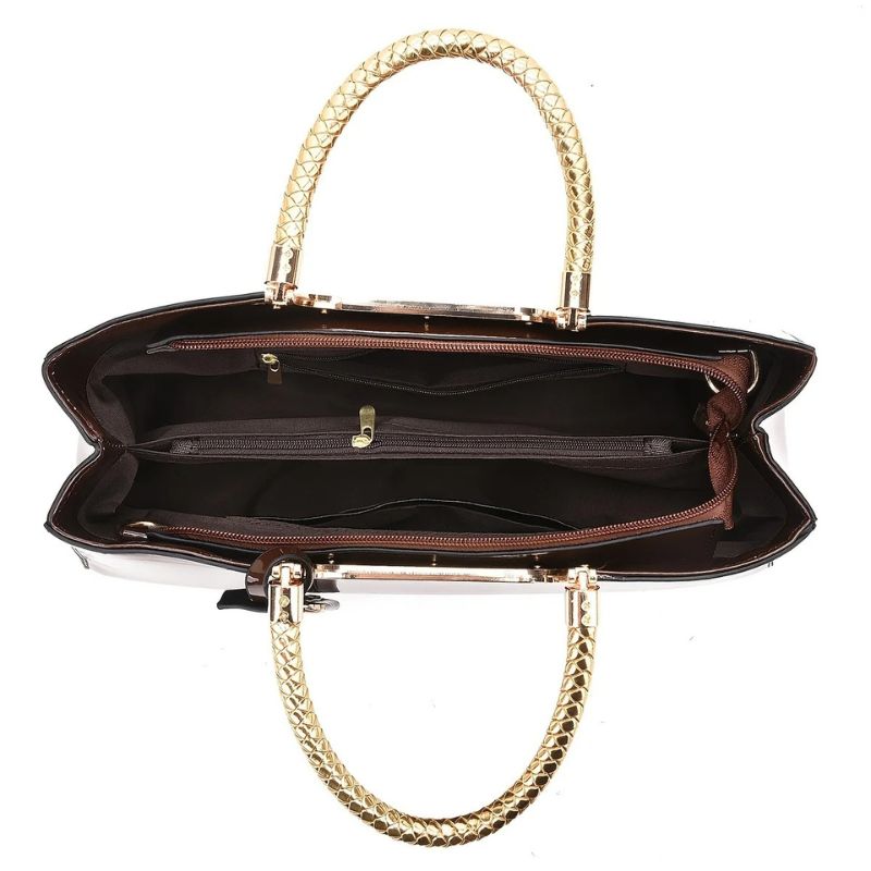 bolsa clutch feminina, clutch feminina de luxo, bolsa feminina envernizada, bolsa feminina brilhante, clutch feminina elegante, bolsa feminina sofisticada, bolsa feminina luxo, bolsa feminina para festa, bolsa feminina para casamento, clutch feminina moderna, bolsa feminina premium, bolsa feminina elegante para eventos, clutch feminina refinada, bolsa feminina moderna luxo, bolsa feminina estruturada, bolsa feminina glamourosa, bolsa feminina com alça dourada, bolsa feminina fashion, clutch feminina preta, 