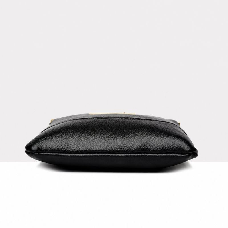 bolsa feminina tiracolo, bolsa feminina pequena, bolsa feminina transversal, bolsa feminina Amanda, bolsa feminina couro ecológico, bolsa feminina couro PU, bolsa feminina compacta, bolsa feminina elegante, bolsa feminina moderna, bolsa feminina minimalista, bolsa feminina casual, bolsa feminina premium, bolsa feminina para celular, bolsa feminina para documentos, bolsa feminina pequena tiracolo, bolsa feminina transversal pequena, bolsa feminina para passeio, bolsa feminina para viagem, bolsa feminina para