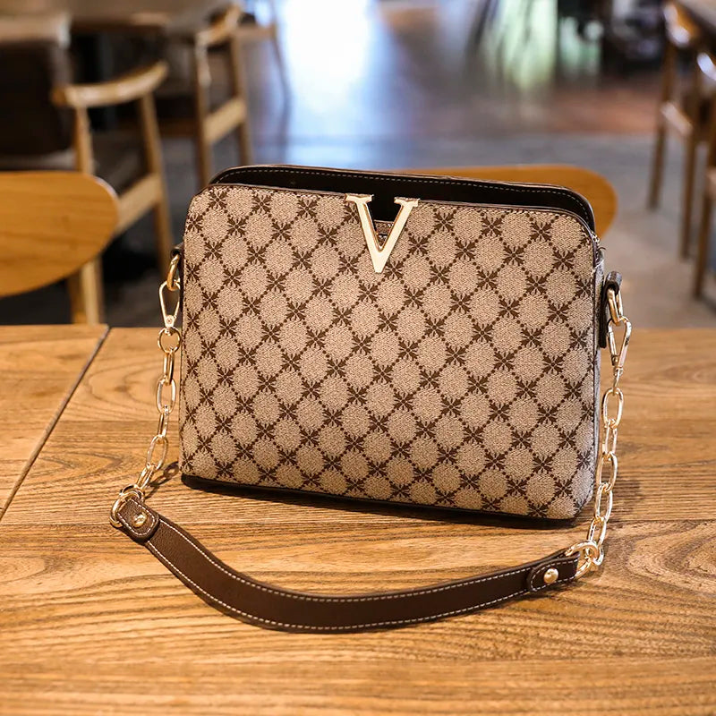 bolsa couro feminina, bolsa de couro feminina, bolsa feminina grande, bolsa grande feminina, bolsa transversal feminina, bolsa feminina
