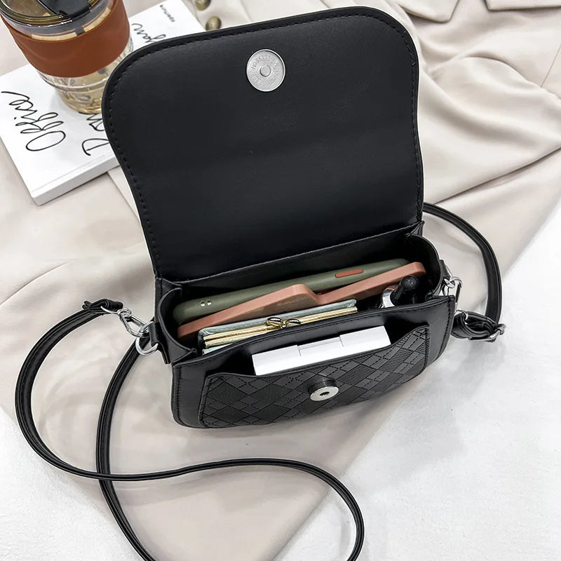 bolsa transversal feminina,
bolsa feminina,
bolsa de couro feminina,
bolsa couro feminina,
Bolsa tiracolo