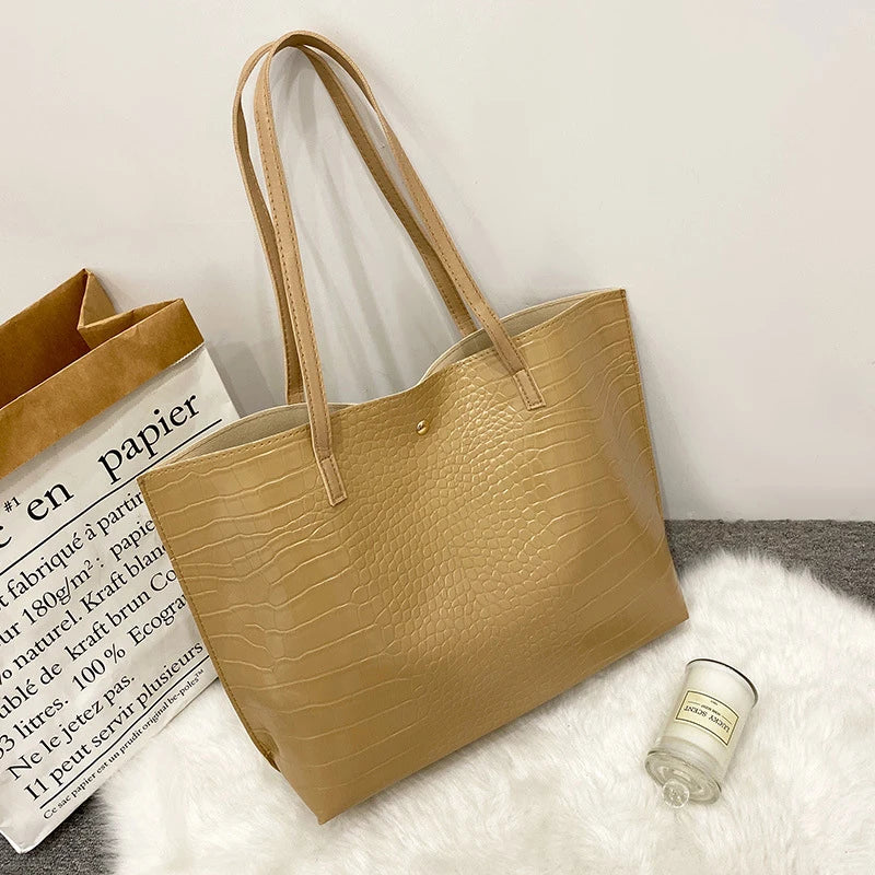 bolsa transversal feminina, bolsa grande feminina, bolsa feminina grande, bolsa feminina, bolsa de couro feminina, bolsa couro feminina