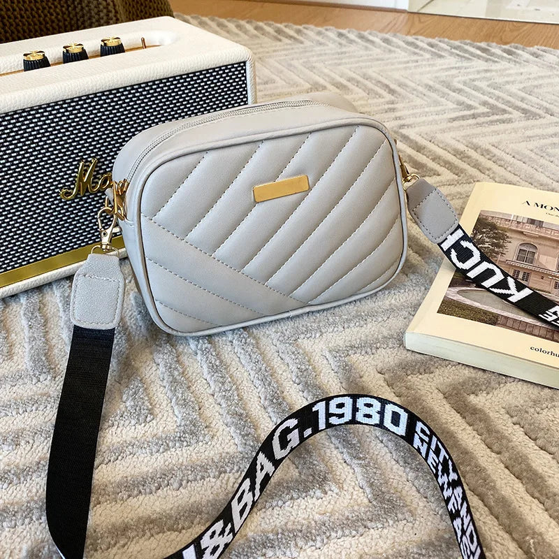 bolsa transversal feminina, bolsa grande feminina, bolsa feminina grande, bolsa feminina, bolsa de couro feminina, bolsa couro feminina,