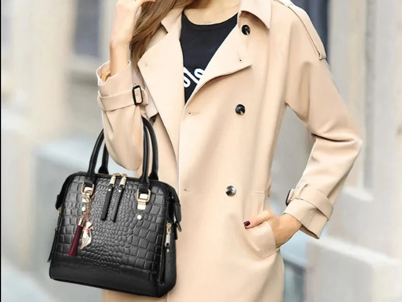 bolsa transversal feminina, bolsa grande feminina, bolsa feminina grande, bolsa feminina, bolsa de couro feminina, bolsa couro feminina