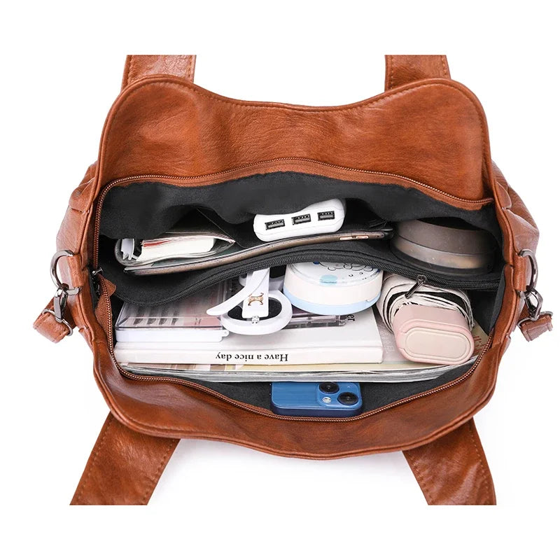 bolsa couro,
bolsa transversal feminina,
bolsa grande feminina,
bolsa feminina grande,
bolsa feminina,
bolsa de couro feminina,
bolsa couro feminina,
Bolsa Tote,
Bolsa Tiracolo