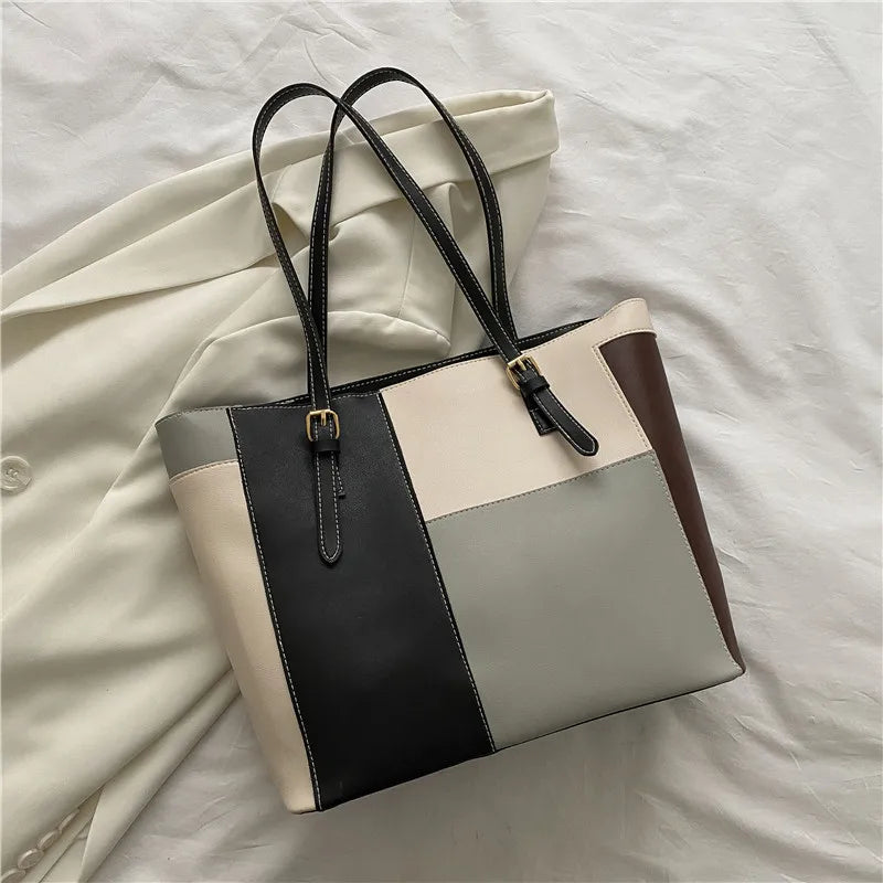 bolsa couro,
bolsa transversal feminina,
bolsa grande feminina,
bolsa feminina grande,
bolsa feminina,
bolsa de couro feminina,
bolsa couro feminina,
Bolsa Tote,
Bolsa Tiracolo