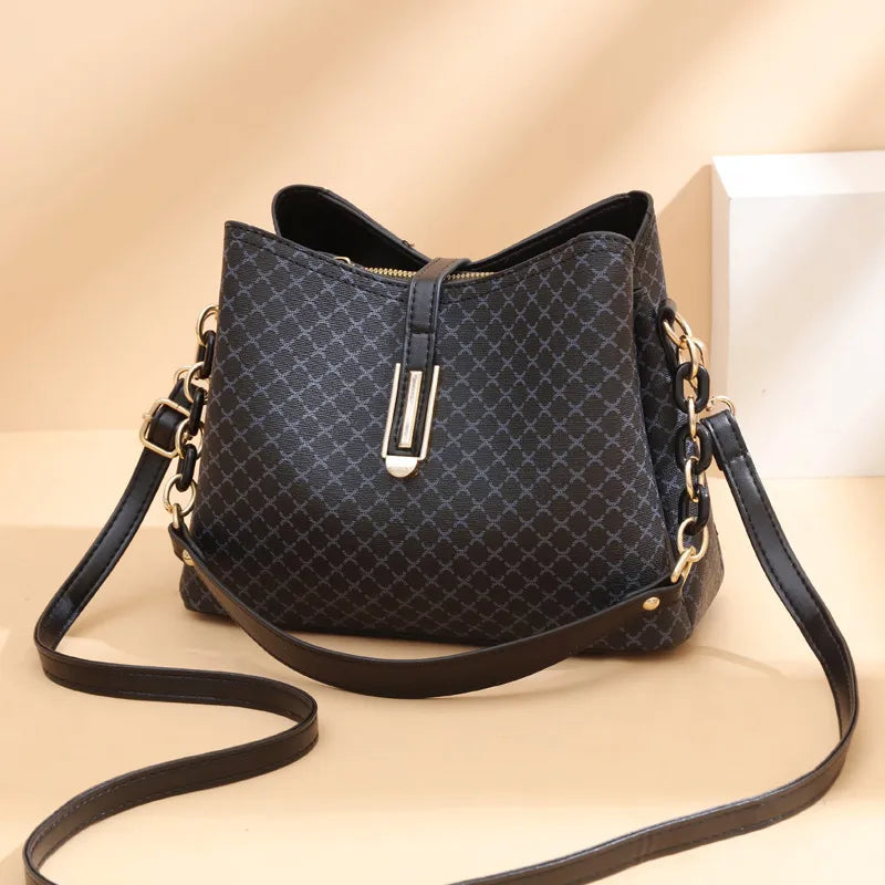 bolsa transversal feminina, bolsa grande feminina, bolsa feminina grande, bolsa feminina, bolsa de couro feminina, bolsa couro feminina, bolsa couro legitimo