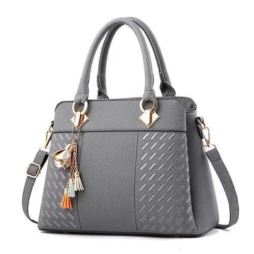 bolsa transversal feminina, bolsa grande feminina, bolsa feminina grande, bolsa feminina, bolsa de couro feminina, bolsa couro feminina, mochila de couro, mochila feminina