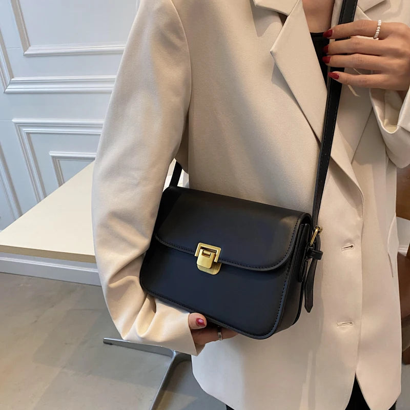 bolsa transversal feminina, bolsa grande feminina, bolsa feminina grande, bolsa feminina, bolsa de couro feminina, bolsa couro feminina, bolsa couro legitimo