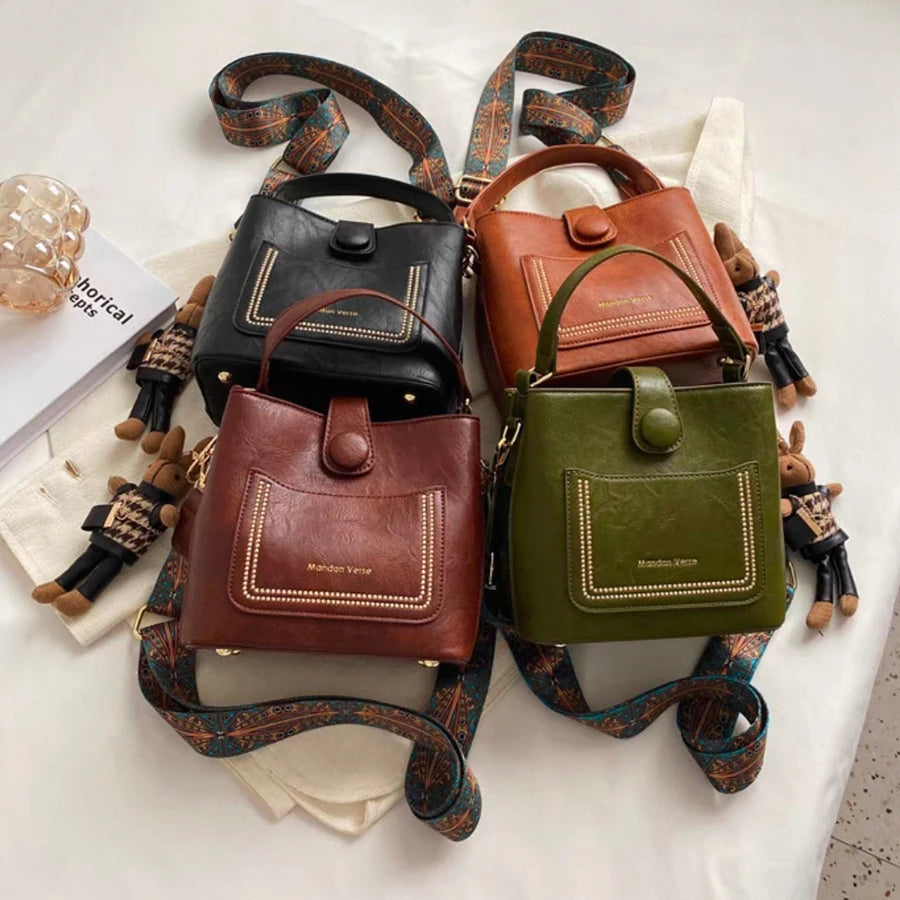 bolsa couro,
bolsa transversal feminina,
bolsa grande feminina,
bolsa feminina grande,
bolsa feminina,
bolsa de couro feminina,
bolsa couro feminina,
Bolsa Tote,
Bolsa Tiracolo