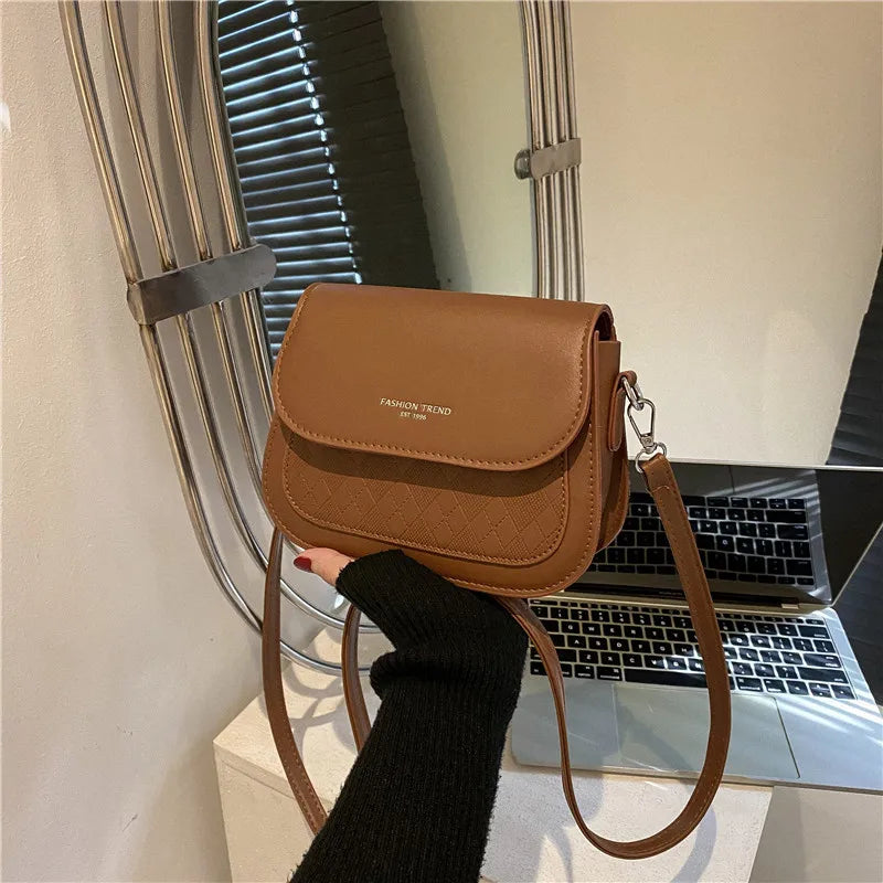 bolsa transversal feminina,
bolsa feminina,
bolsa de couro feminina,
bolsa couro feminina,
Bolsa tiracolo