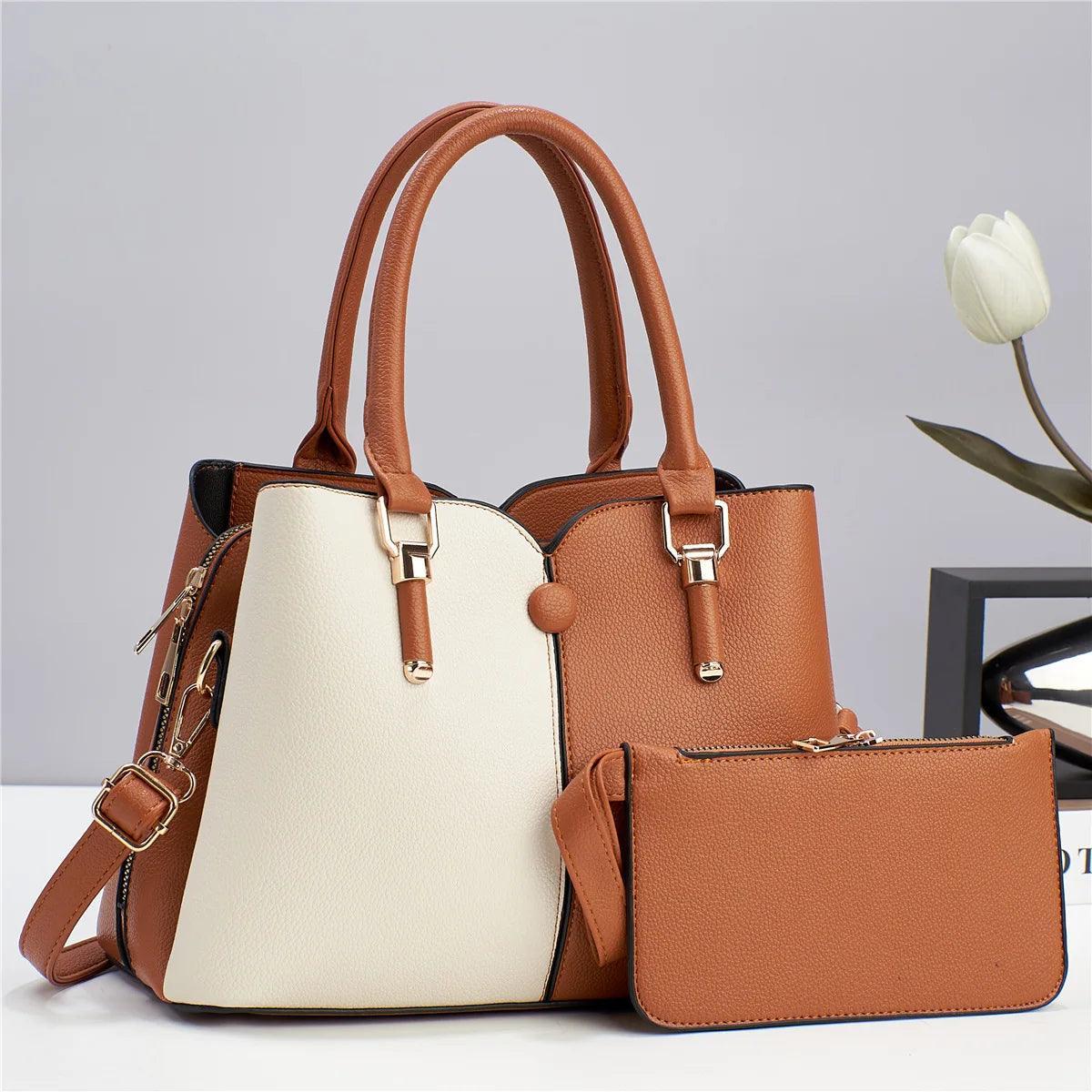 bolsa transversal feminina, bolsa grande feminina, bolsa feminina grande, bolsa feminina, bolsa de couro feminina, bolsa couro feminina, bolsa couro legitimo