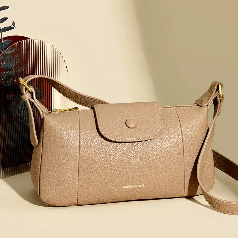 bolsa transversal feminina,
bolsa tiracolo,
bolsa grande feminina,
bolsa feminina,
Bolsa e Mochila,
bolsa de couro feminina,
bolsa de couro,
bolsa feminina moderna