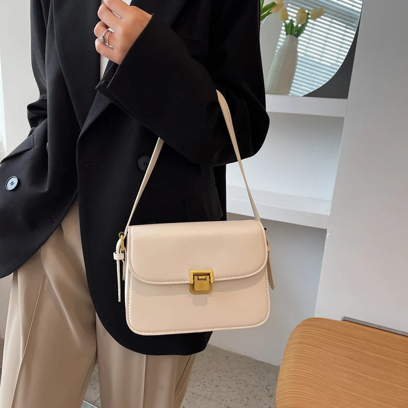bolsa transversal feminina, bolsa grande feminina, bolsa feminina grande, bolsa feminina, bolsa de couro feminina, bolsa couro feminina, bolsa couro legitimo