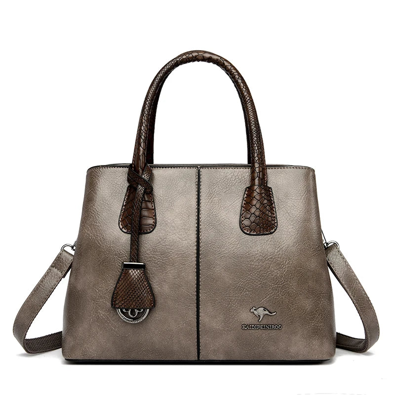 bolsa transversal feminina, bolsa grande feminina, bolsa feminina grande, bolsa feminina, bolsa de couro feminina, bolsa couro feminina, bolsa couro legitimo