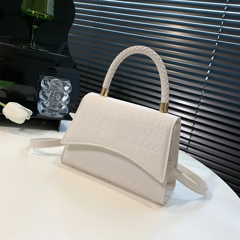 bolsa transversal feminina,
bolsa grande feminina,
bolsa feminina grande,
bolsa feminina,
bolsa de couro feminina,
bolsa couro feminina